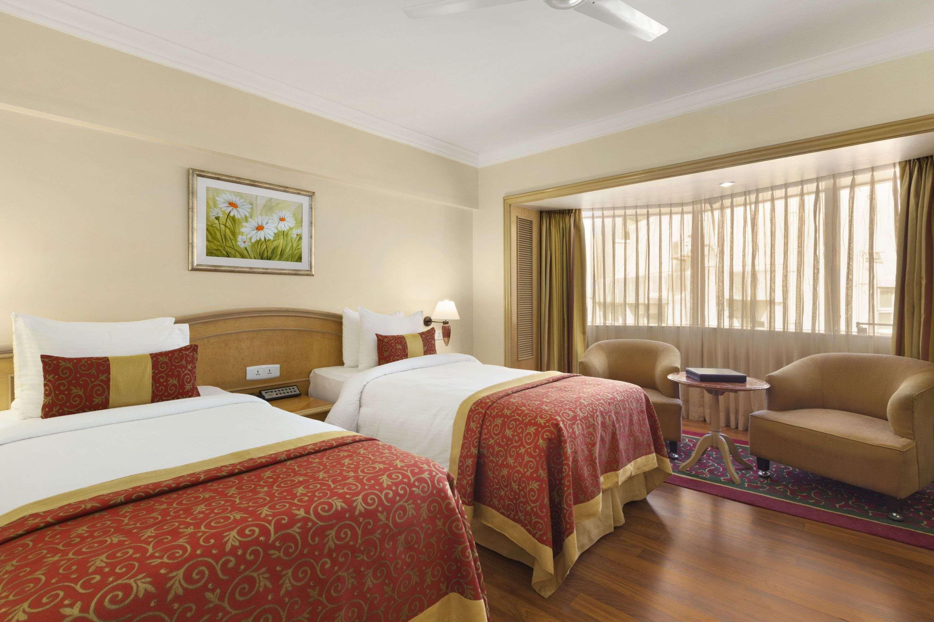 Ramada Plaza By Wyndham Palm Grove Hotell Mumbai Eksteriør bilde A room at the Taj Bengal