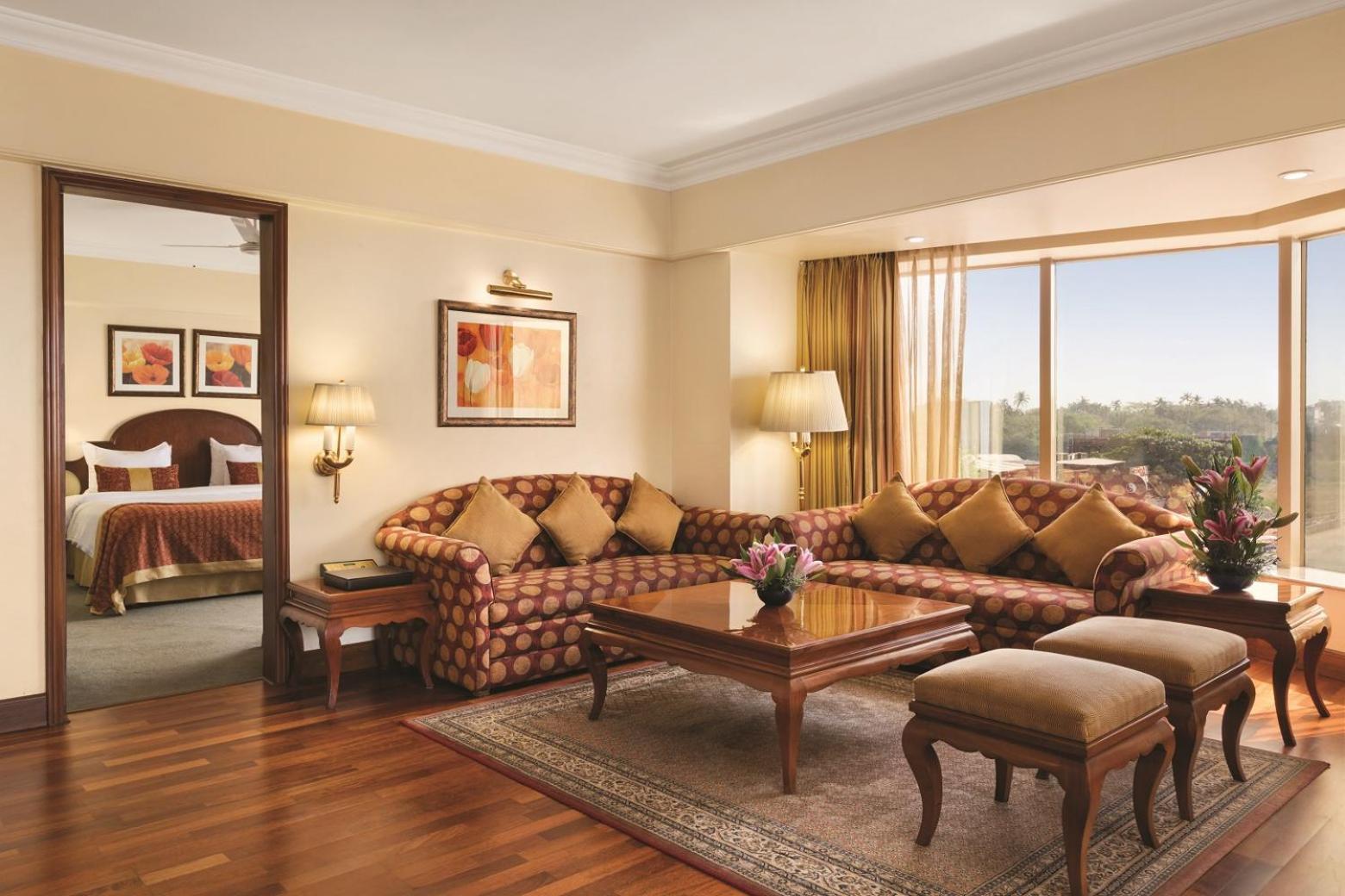 Ramada Plaza By Wyndham Palm Grove Hotell Mumbai Eksteriør bilde